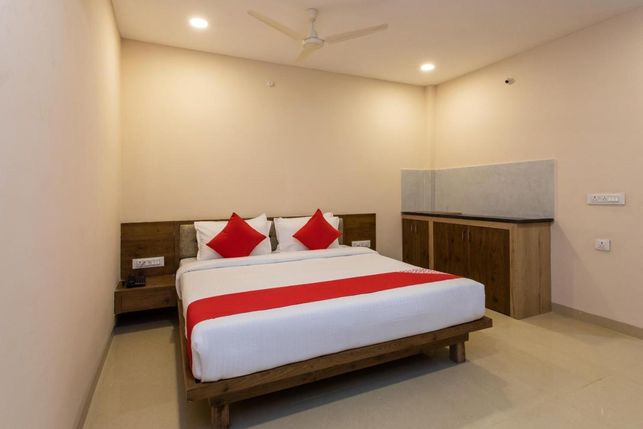 Oyo Hotel Badri Inn & Yatri Niwas Jabalpur Exterior photo