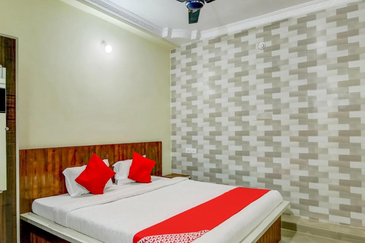 Oyo Hotel Badri Inn & Yatri Niwas Jabalpur Exterior photo